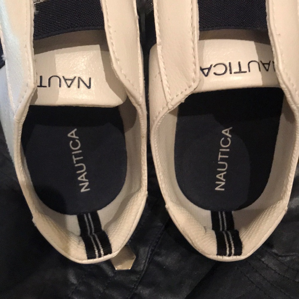 Shoes for strolling - Picture 3 of 4
